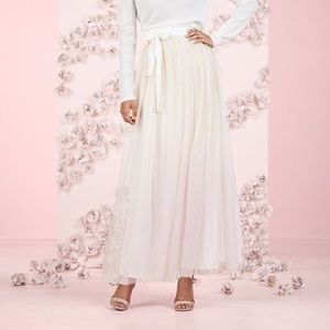 Lauren Conrad ombré tulle maxi skirt